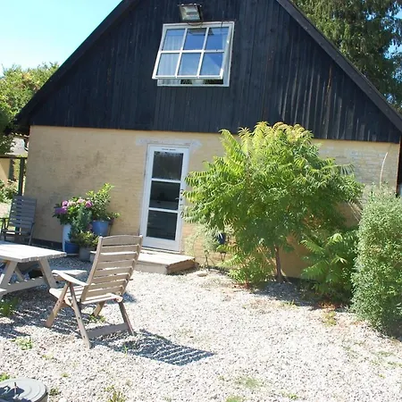 Fredensborg Guesthouse *