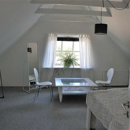Bed & Breakfast Fredensborg Guesthouse *